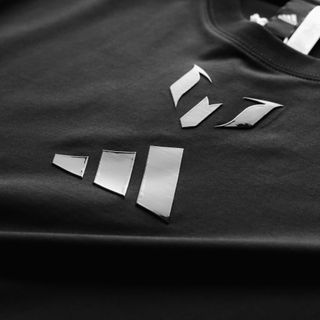 Áo thun nam.  Chất liệu: cotton lạnh dệt loại tốt, độ giãn khá, sợi vải bền đẹp.