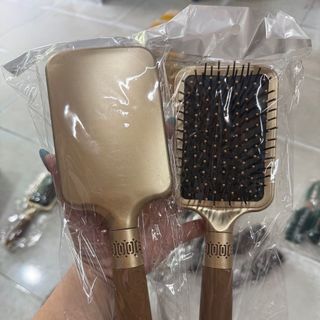 Lược gỗ rối