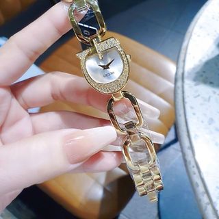 ĐỒNG HỒ NỮ CAO CẤP GUECC DÂY LẮC THÉP PHIÊN BẢN KỈ NIỆM ĐẶC BIỆT