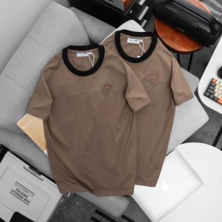 Áo thun nam.  Chất vải cotton 4 chiều xịn mịn  Bo rip phối kiểu sang trọng, tinh tế.