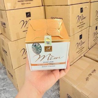 Body mềm nước hoa mẫu mới