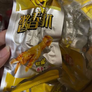 Chân gà tê cay tứ xuyên