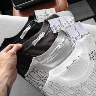 Áo thun nam.  Chất cotton 100% 4c cao cấp, mịn đẹp. Form Unisex Regularfit nam nữ đều mặc được. Thiết kế monogram, in full cao cấp.