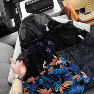 Short Biển Nam Full 10 Colors.  Chất vải 2 lớp trượt nước lớp trong lưới thoát mát.