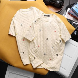 T- shirt nam. Chất thun cotton 4c cao cấp xịn.   Full tem tag túi zip.