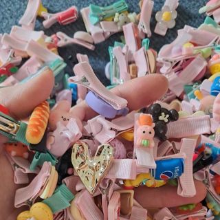 Kẹp mái charm xinh