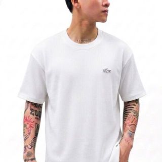 Áo thun nam. Chất 100% cotton dệt vừa mìh, hình thêu tinh tế, chất vải dệt vân đốc đáo.