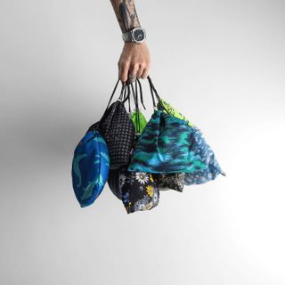 Short Biển MAN Full 6 Colors.  Chất vải 2 lớp trượt nước lớp trong lưới thoát mát.