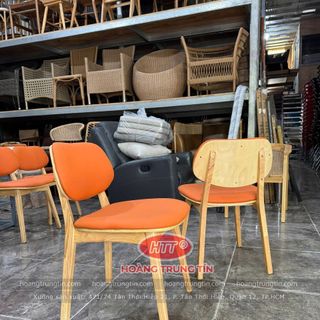 Ghế cafe gổ nệm ghế PLC màu cam ghế 016