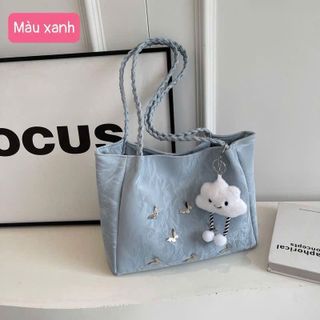 Túi xách kèm móc khoá đám mây