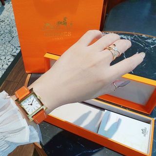 ĐỒNG HỒ NỮ CAO CẤP HERMET NIỀNG THÉP VÀNG DÂY DA GIÁ MỚI