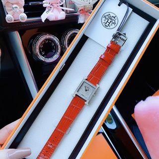 ĐỒNG HỒ NỮ CAO CẤP HERMET NIỀNG BẠC MẶT FULL HỘT GIÁ MỚI