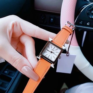 ĐỒNG HỒ NỮ CAO CẤP HERMET NIỀNG THÉP BẠC DÂY DA GIÁ MỚI