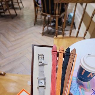 ĐỒNG HỒ NỮ CAO CẤP HERMET HÊURE VIỀN HỘT TẶNG KÈM DÂY DA XỊN GIÁ MỚI
