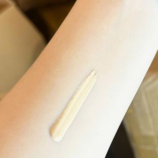 THANH LY Xịn nhức nách, Kem nền napoleon ( sài ngang ngửa guerlain, chanell,,..) Tone sáng , nền mướt Made in USA Date 12/2027 gốc web $79
