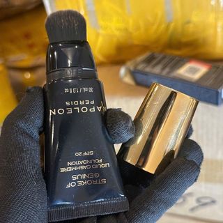 THANH LY Xịn nhức nách, Kem nền napoleon ( sài ngang ngửa guerlain, chanell,,..)  Tone sáng , nền mướt  Made in USA  Date 12/2027 gốc web $79