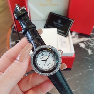 SĂN SALE ĐẦU NĂM ĐỒNG HỒ NỮ THỜI TRANG RODAL DÂY DA MẶT TRẮNG HAI VIỀN HỘT