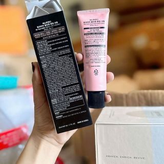 THANH LÝ Kem nền kiêm chống nắng nâng tone  spf 50++pinktouch S2ND HQ Date 8/27