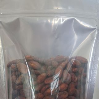 Hạt cacao lên men, phơi khô (chưa rang)