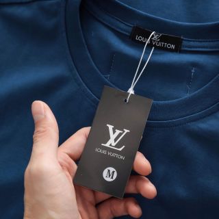 Áo chất cotton 100% cao cấp xịn. Logo in chuẩn hãng.