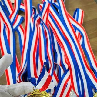 Dây thẻ và dây huy chương