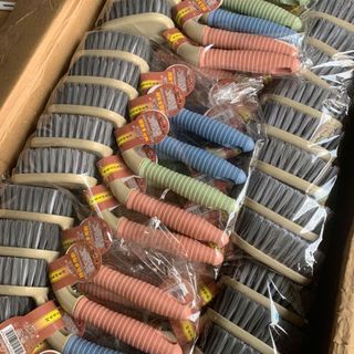 BÀN CHẢI VỆ SINH CẦM TAY