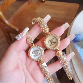 SĂN SALE ĐẦU NĂM ĐỒNG HỒ NỮ THỜI TRANG CHANEU DÂY HOA MẶT LOGO VIỀN HỘT