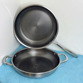 CHẢO CHỐNG DÍNH 28CM 2 QUAI VÂN TỔ ONG