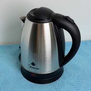 Ấm Đun Siêu Tốc Dung Tích 1,8 Lít MALANDA