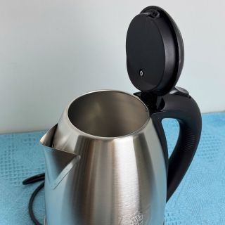 Ấm Đun Siêu Tốc Dung Tích 1,8 Lít MALANDA