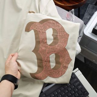 Áo chất cotton 100% 4c cao cấp xịn.  Phong cách trẻ trung, cá tính.  Logo chuẩn hãng, in phồng.