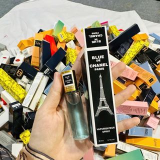 THANH LÝ Lô 300 chai nước hoa lăn bị lưng