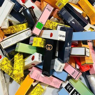 THANH LÝ Lô 300 chai nước hoa lăn bị lưng