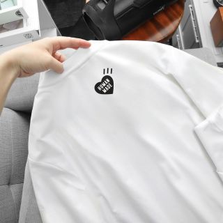 Áo thun Human.  Chất cotton 4c mát mịn co giãn.