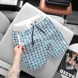 Quần Short nam.  Chất vải Bc cotton mịn dày cực đẹp. Thiết kế logo in bao giặt máy.