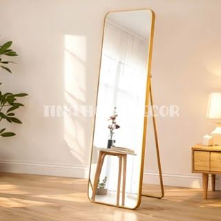 Gương soi toàn thân