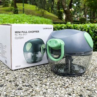 DỤNG CỤ XAY TỎI ỚT HÌNH HEO LOCK&LOCK