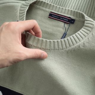 Sweater TM dệt kim.  Chất len dày mịn, sợi đanh không  xù