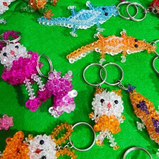 Combo 10 móc khóa đủ mẫu ngẫu nhiên x10k=100k/10 cái