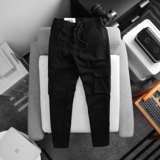 Suông kaki ZR túi hộp vuông. Vải cotton xịn dày mịn, có thun co giãn 4c thoải mái.