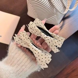 LỐ 12 NGHÉO NƠ TRẮNG CHẤM BI