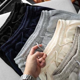 Quần short nỉ nam. Chất vải nỉ cua chính phẩm dày mịn.