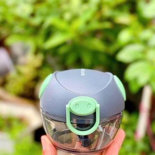 DỤNG CỤ XAY TỎI ỚT HÌNH HEO LOCK&LOCK