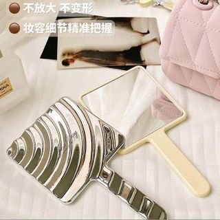 GƯƠNG VUÔNG CẦM TAY Tian Giang