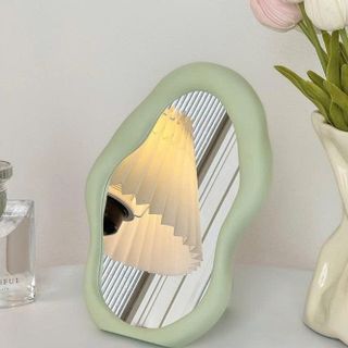 GƯƠNG MÂY ĐỂ BÀN