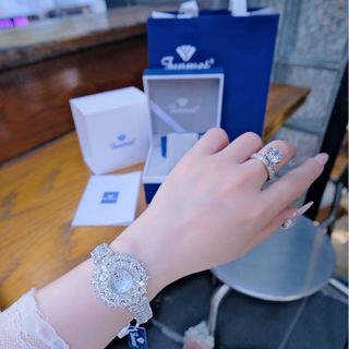 ĐỒNG HỒ NỮ CHÍNH NGẠCH FUNMEI F2072 ĐÍNH ĐÁ SWAROSKI FULLBOX HOÁ ĐƠN