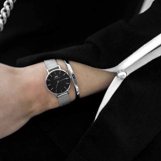 CUFF CAO CẤP D WELLINGTON MỎNG KHẮC CHỮ HỘP NƠ