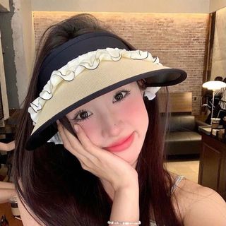 Mũ cói viền bèo