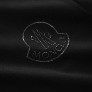 Sweater Moncler Red Terry. Vải cotton cá sấu chập cao cấp, hàng chính phẩm, chất đẹp, co giãn thoải mái .