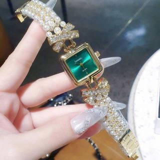 SĂN SALE ĐẦU NĂM ĐỒNG HỒ NỮ THỜI TRANG CHANEU MẶT VUÔNG DÂY KẾT NGỌC TRAI
